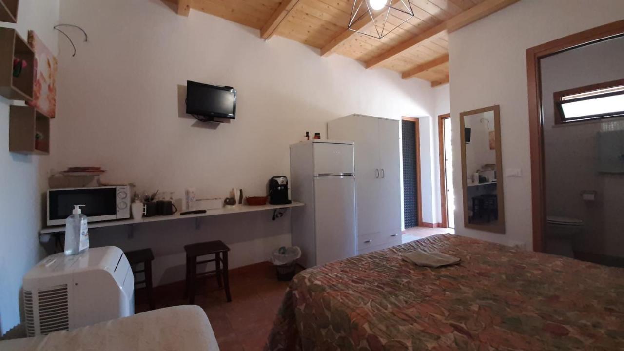 Casa Vacanza E Camera Fabiola Castellammare del Golfo Exterior photo